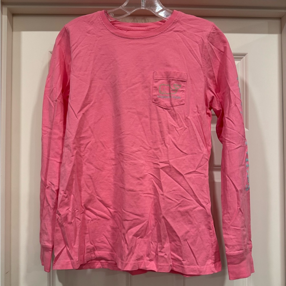 NWOT Vineyard Vines Long Sleeve Pink T-shirt Green Whale on front & back size XS